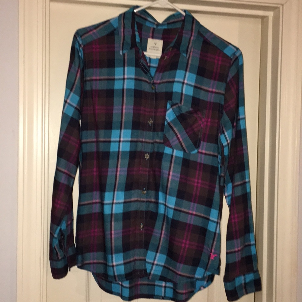 American Eagle turquoise plaid button down